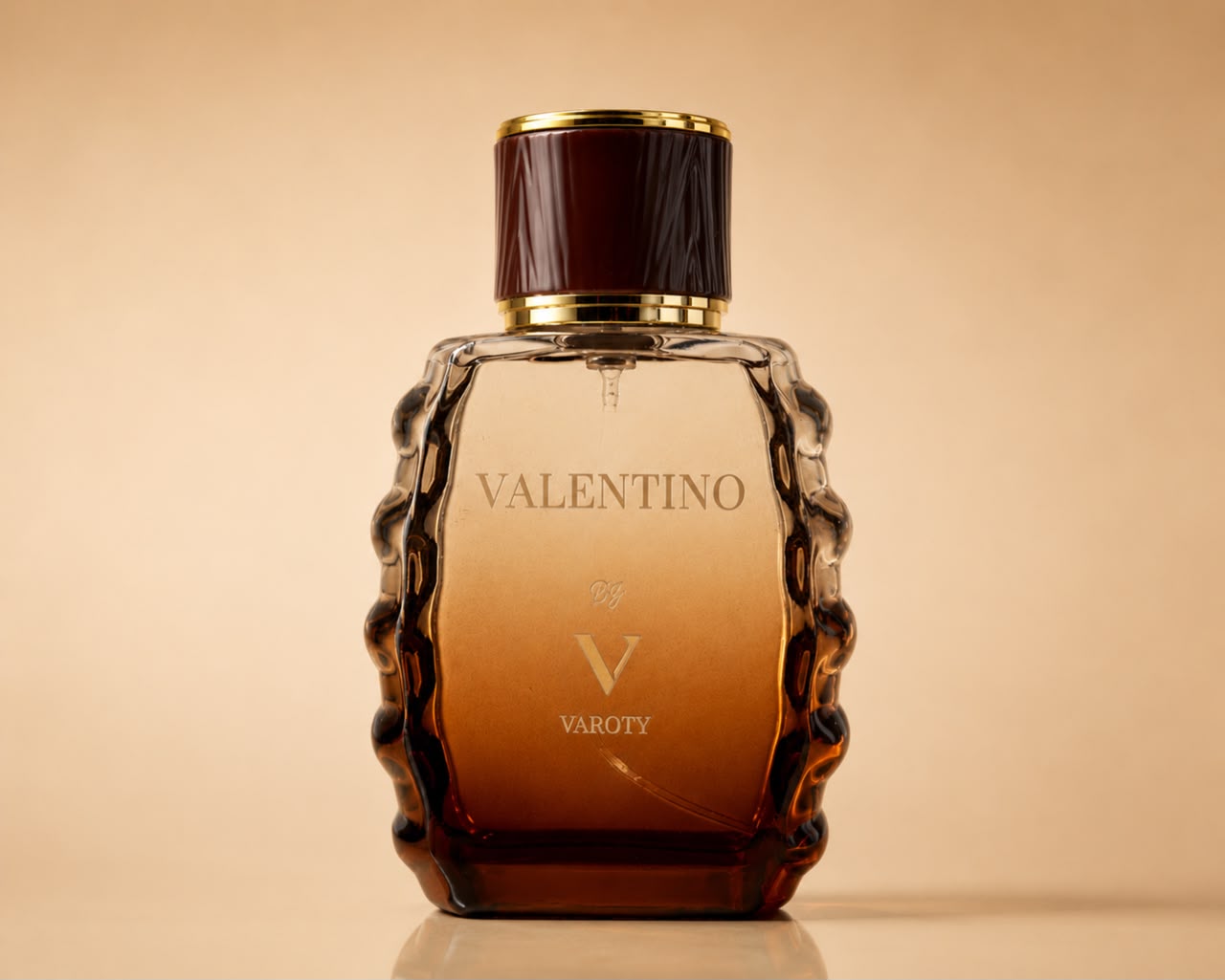 VALENTINO – Fruity Floral & Musk Notes